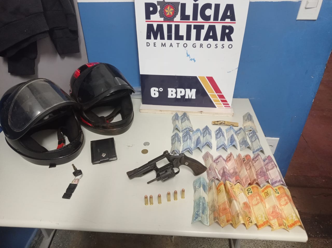 PM de Cáceres detém adolescentes armados