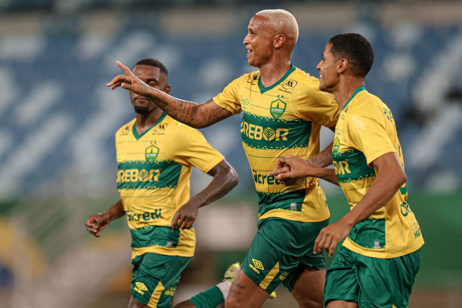 Deyverson Abre as Portas para o Corinthians: Transferência Impossível?