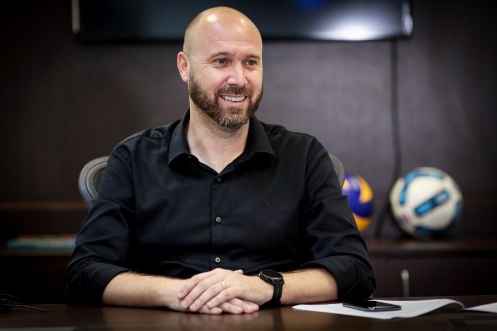Governador do Estado de Mato Grosso convida deputado para voltar ao Partido União Brasil.