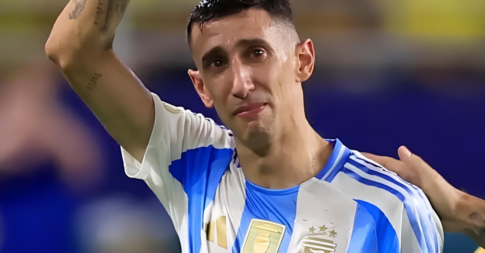 Di Maria chora ao ser substituído no último jogo pela Argentina