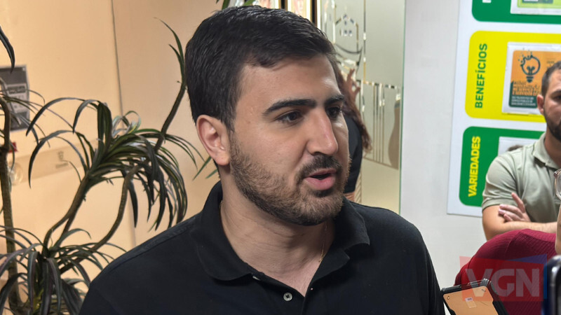 Emanuelzinho garante apoio do Governo Federal para reestruturação dos camelôs de Cuiabá