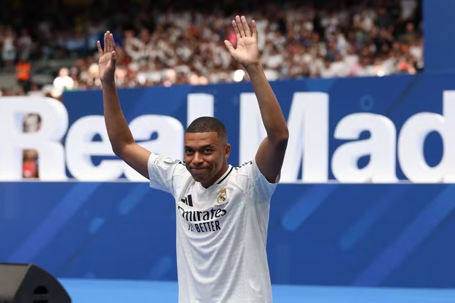 Mbappé é apresentado no Real Madrid