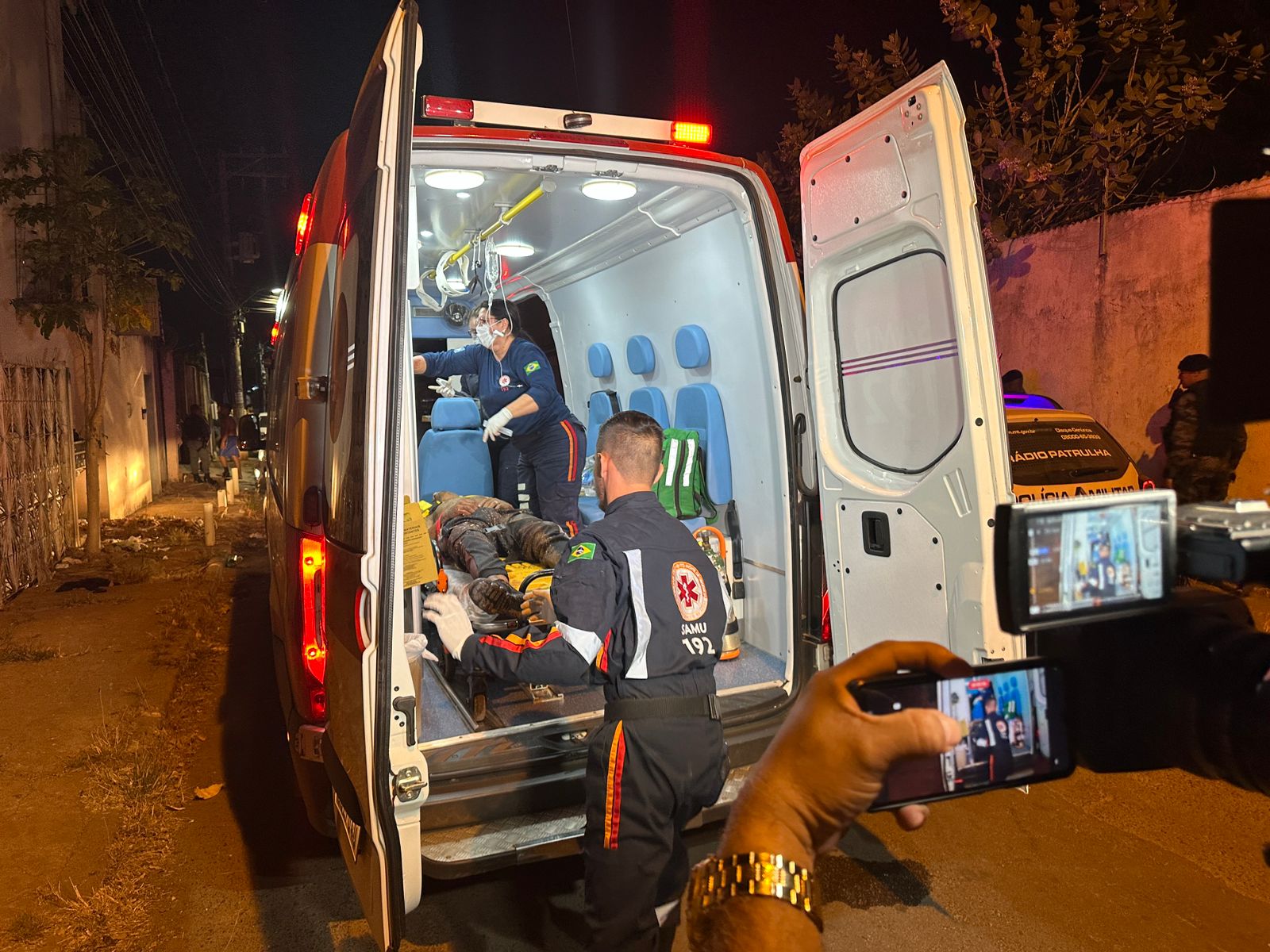 Criminoso é baleado após tentar assaltar casa de Subtenente aposentado