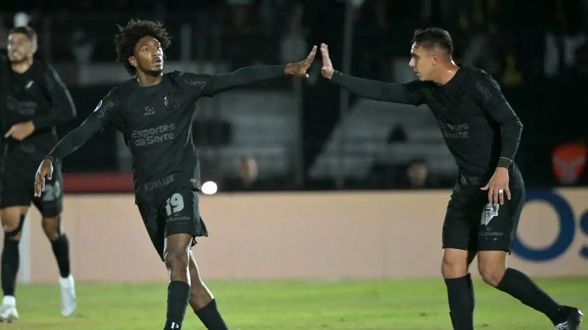 Talles Magno e Giovane marcaram os gols do Timão na vitória contra o Red Bull Bragantino