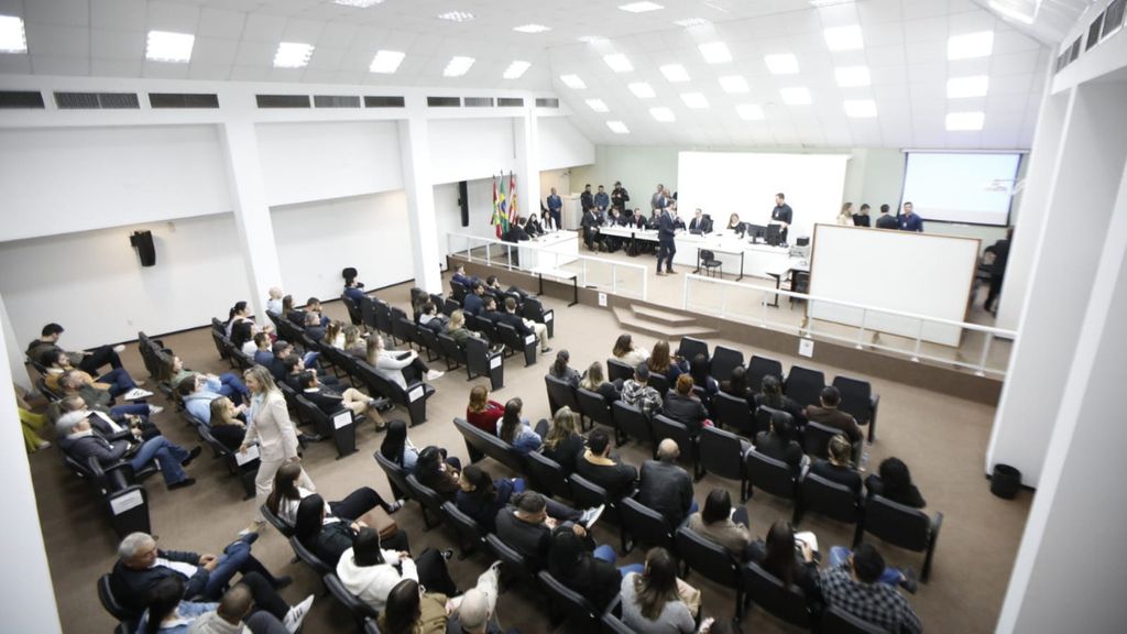 Assassino de crianças em SC recebe sentença histórica: o que está por trás dos 220 anos de prisão?
