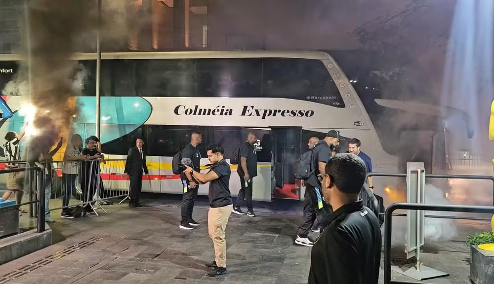 Alarme de incêndio interrompe concentração do Botafogo antes de jogo decisivo na Libertadores