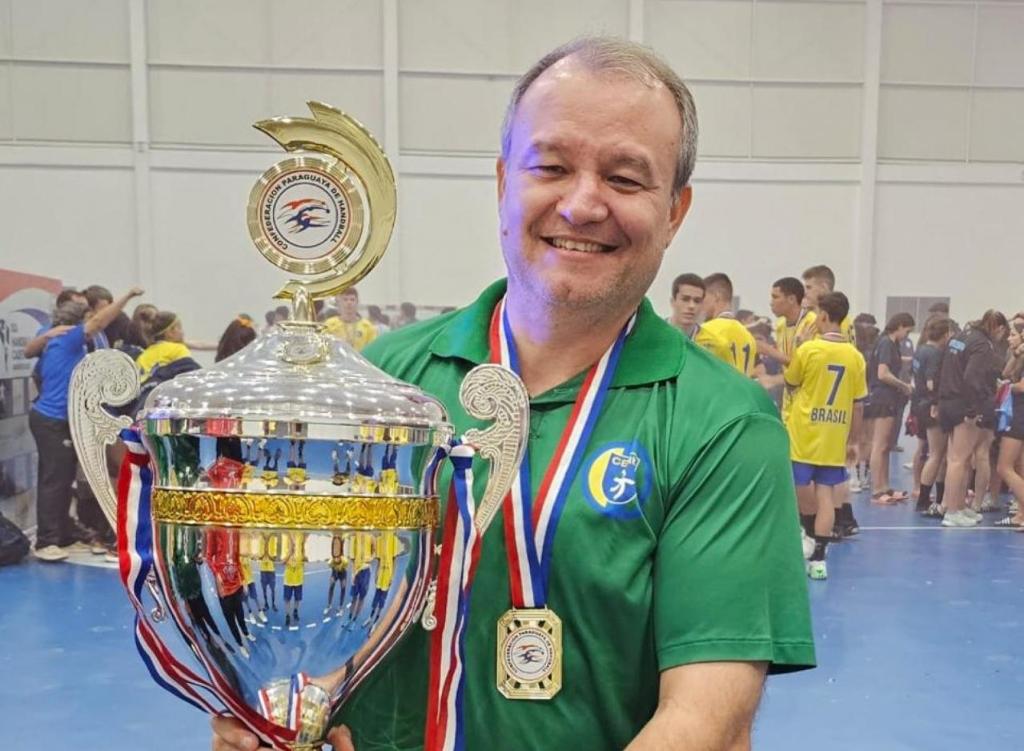 Cristiano Fripp lidera a Seleção Brasileira de Handebol no Campeonato Sul-Centro Americano0