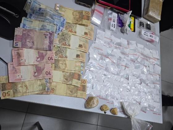 Operação da Polícia Civil "fecha" 15 bocas de fumo em MT; 3 foram presos