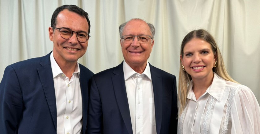 Alckmin visita Cuiabá para impulsionar campanha petista nas eleições