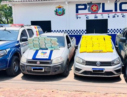 Dupla é presa com quase 100 tabletes de maconha e cocaína em veículos