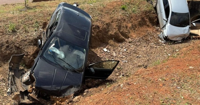 Colisão em Sinop: Veículos Caem em Vala de Escoamento e Causam Alerta no Trânsito