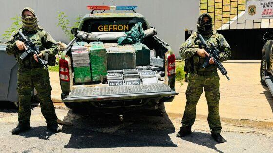 Gefron e PF apreendem mais de meia tonelada de entorpecente em depósito no MT
