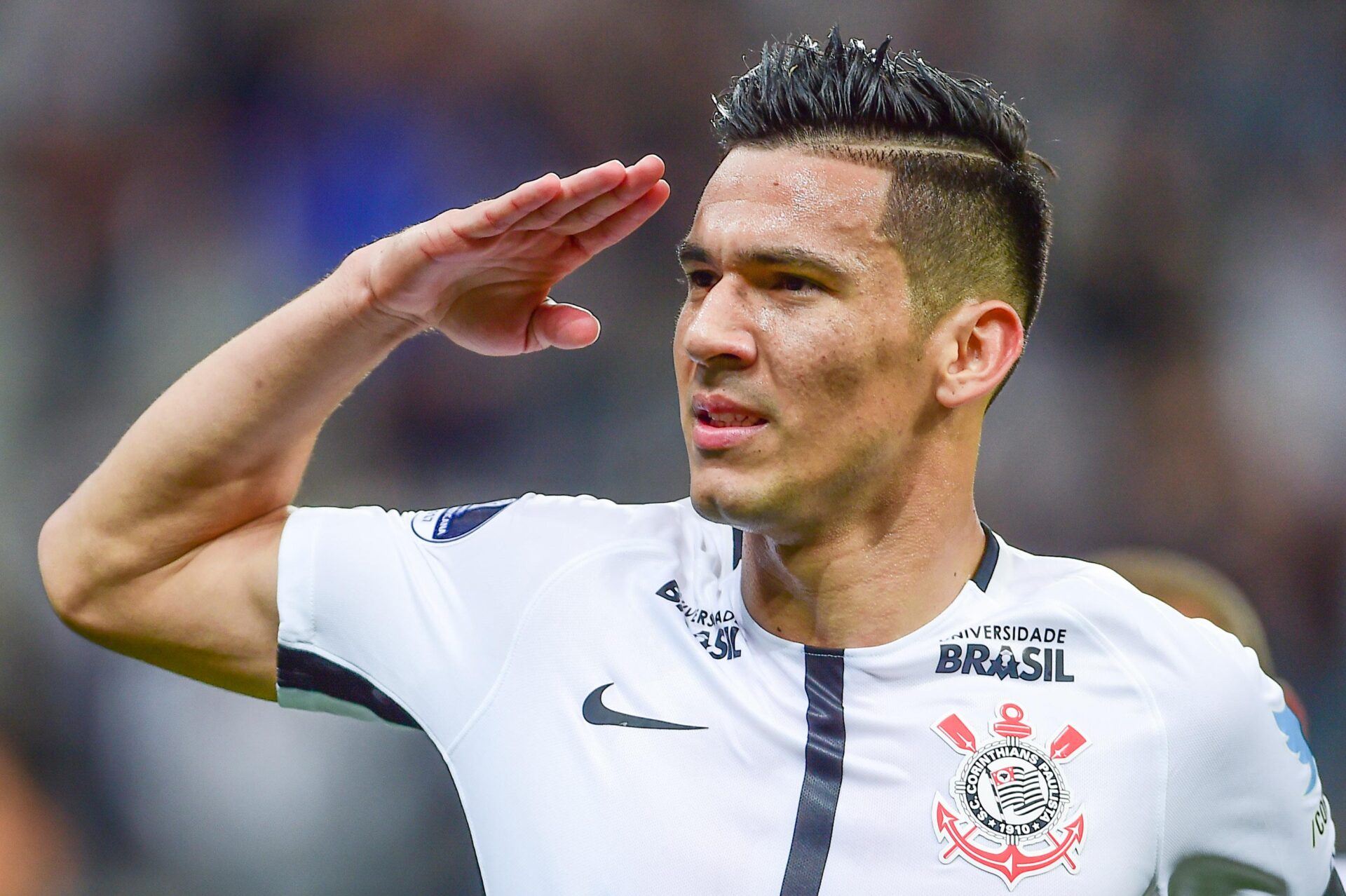 Corinthians enfrenta transfer ban da Fifa por dívida com zagueiro Balbuena