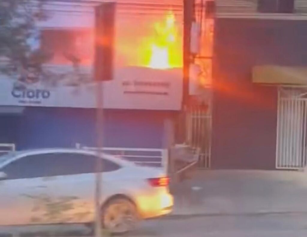 Incêndio Atinge Empresa Química e Preocupa Comunidade