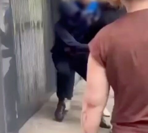 Mulher sofre tentativa de feminicídio em SC, ex-namorada foi presa; VEJA VÍDEO
