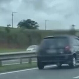 Homem é arremessado do capô de carro em movimento no interior de SP; VEJA VÍDEO