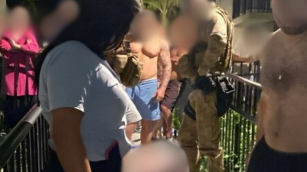 Homem em surto invade apartamento de ex-lutador de MMA em SC; VEJA VÍDEO