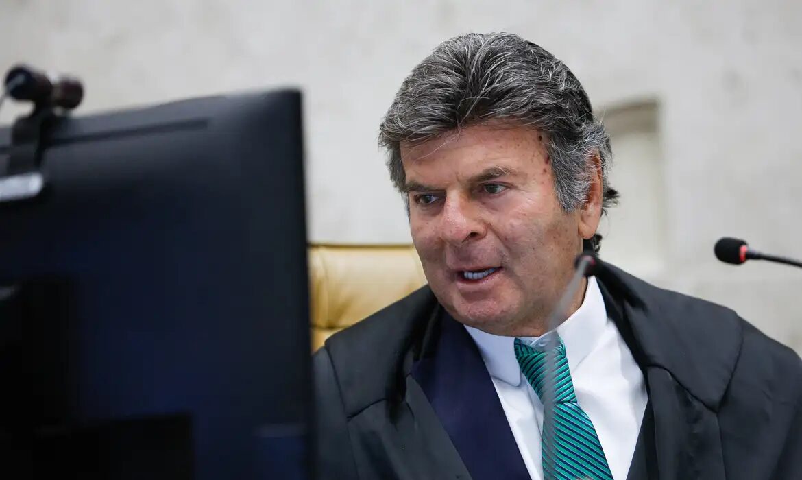 Fux Determina Medidas para Impedir Uso de Bolsa Família em Apostas Online