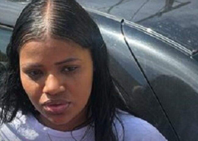 Mãe retorna ao local do crime que ocorreu chacina em festa infantil; VEJA VÍDEO