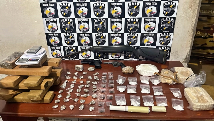 Polícia Militar de Primavera do Leste Prende Três Suspeitos em Ação Contra o Tráfico de Drogas