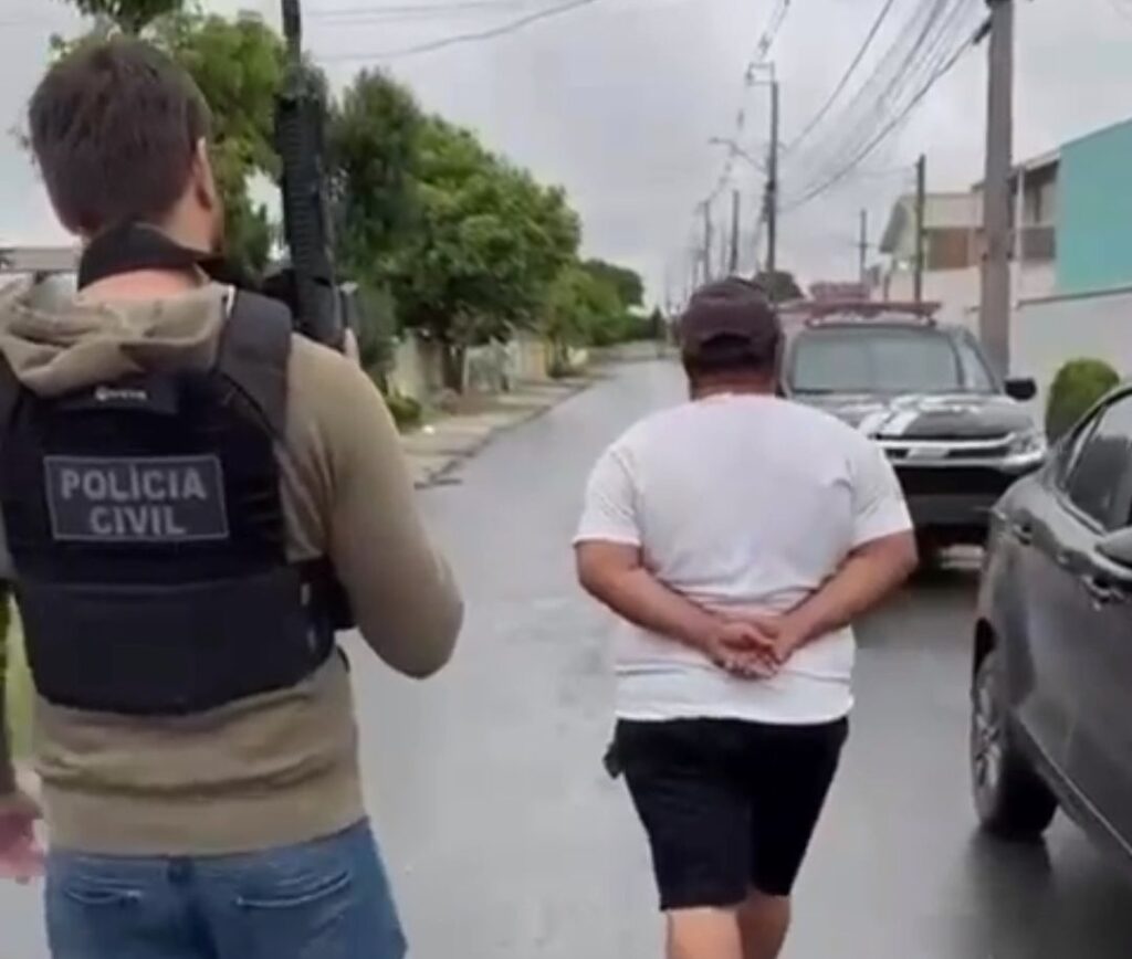 Quadrilha especializada em furtos em ônibus é desmantelada pela Polícia Civil de SC; VEJA VÍDEO