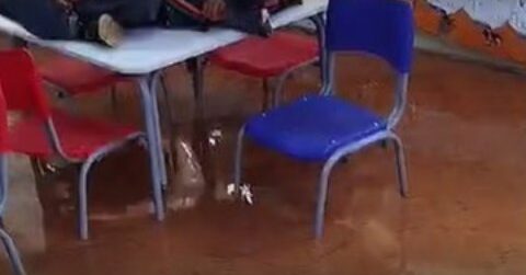 Escola municipal em Ouro Branco é alagada após forte temporal; VEJA VÍDEO