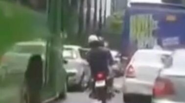 Motociclista é perseguido por guarda civil em BH após fugir da abordagem; VEJA VÍDEO