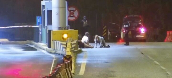 Assalto violento a pedágio no litoral de São Paulo deixa motoristas em pânico; VEJA VÍDEO