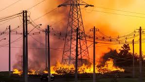 Incêndio na rede elétrica causa caos em Santa Catarina; VEJA VÍDEO