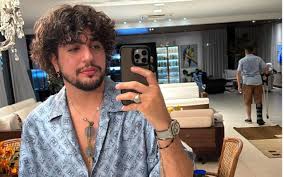 Nattanzinho chama empresário preso por fraude de "amigo" durante show: o que está por trás dessa relação?; VEJA VÍDEO