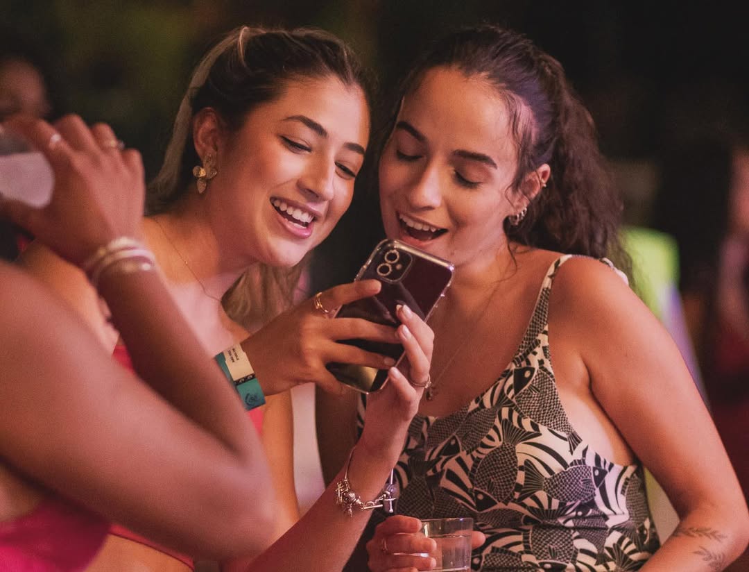 Samba de Varanda promete agitar o sábado com música e energia incomparáveis; CONFIRA A PROGRAMAÇÃO