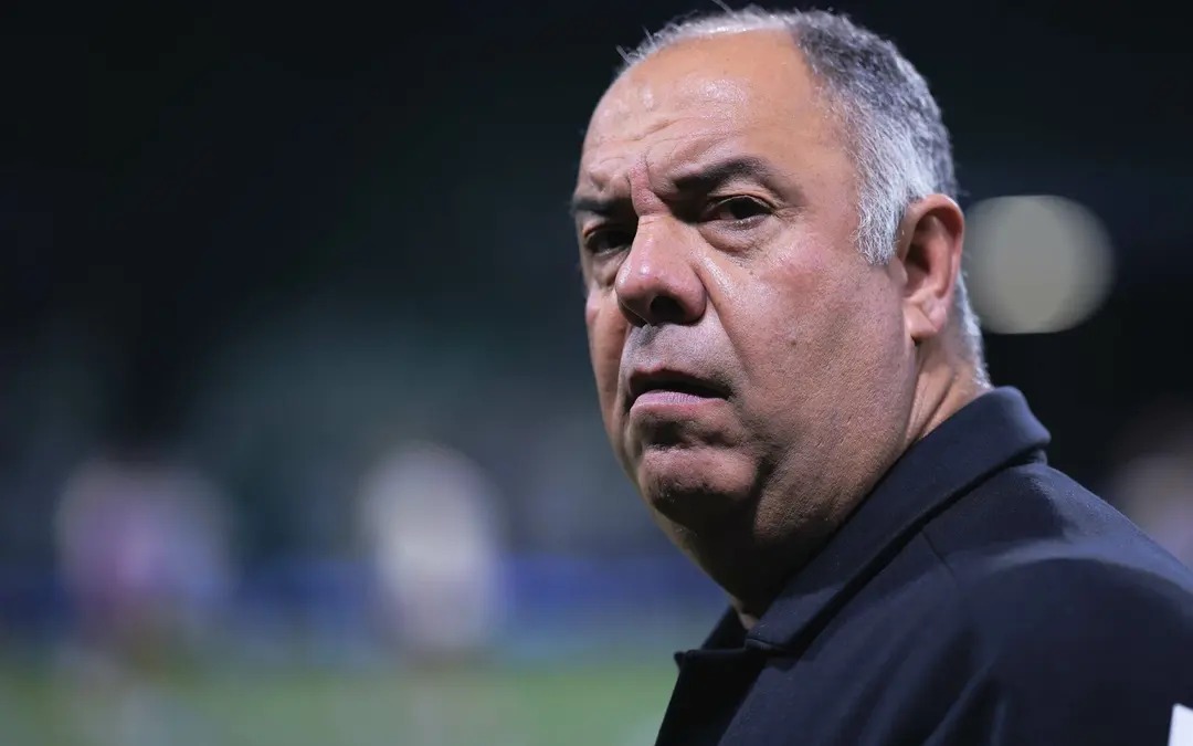 Braz explicou os bastidores que levaram à demissão de Ceni, apontando fatores externos como as convocações da Seleção Brasileira e mudanças no calendário como agravantes.