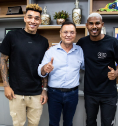A homenagem reforça a conexão entre os jogadores e sua terra natal, destacando o orgulho dos mato-grossenses em ver-los triunfar no cenário nacional.