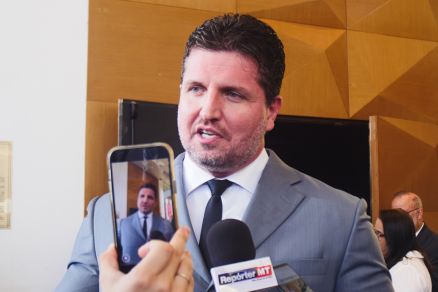 A denúncia revela um fenômeno preocupante: o financiamento ilícito de campanhas eleitorais por organizações criminosas, que buscam expandir sua influência no Legislativo municipal.