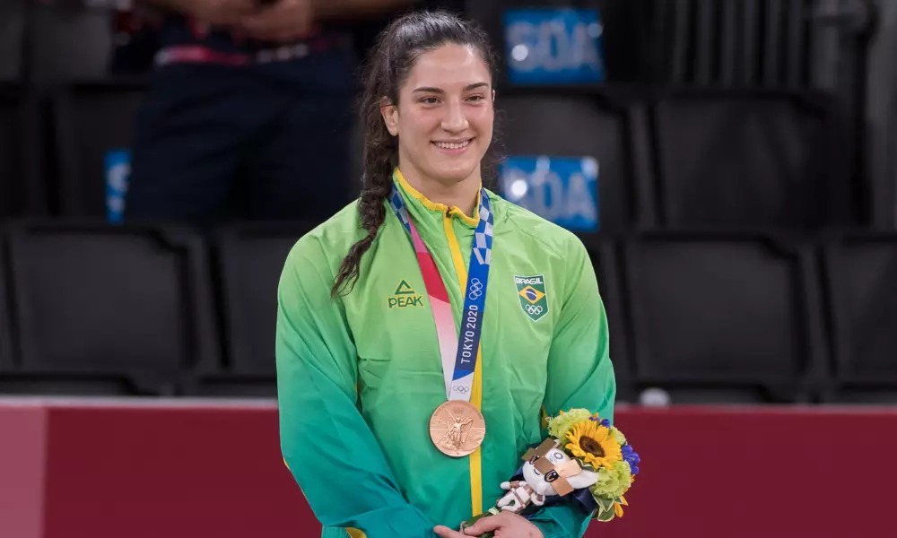 Mayra Aguiar anuncia aposentadoria do judô competitivo