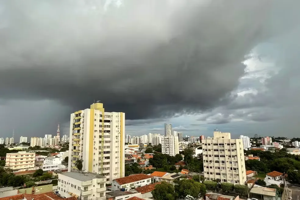 Chuvas Fortes Deixam Cuiabá em Estado de Atenção