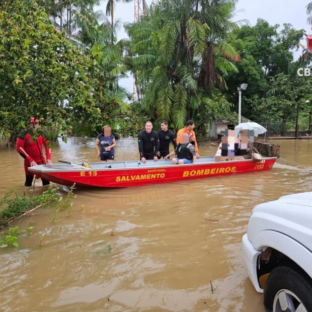 Moradores de Planaltina sofrem com enchente devastadora; VEJA VÍDEO