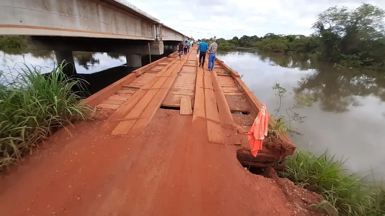 Cidade de MT declara calamidade e chuvas intensas deixam comunidades isoladas; SAIBA TUDO