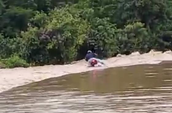 Motociclista é arrastado por correnteza na MT-130 em Paranatinga