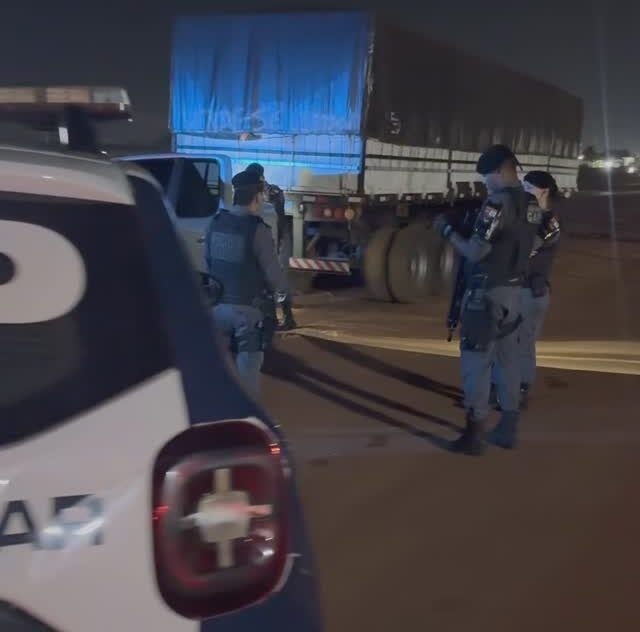 Criminosos aplicam golpe e roubam Amarok em Mato Grosso