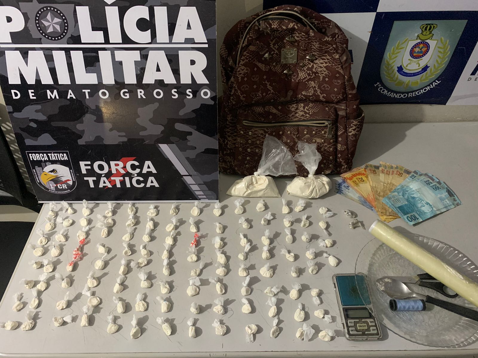 Flagrante policial prende jovem com cocaína e dinheiro em Mato Grosso