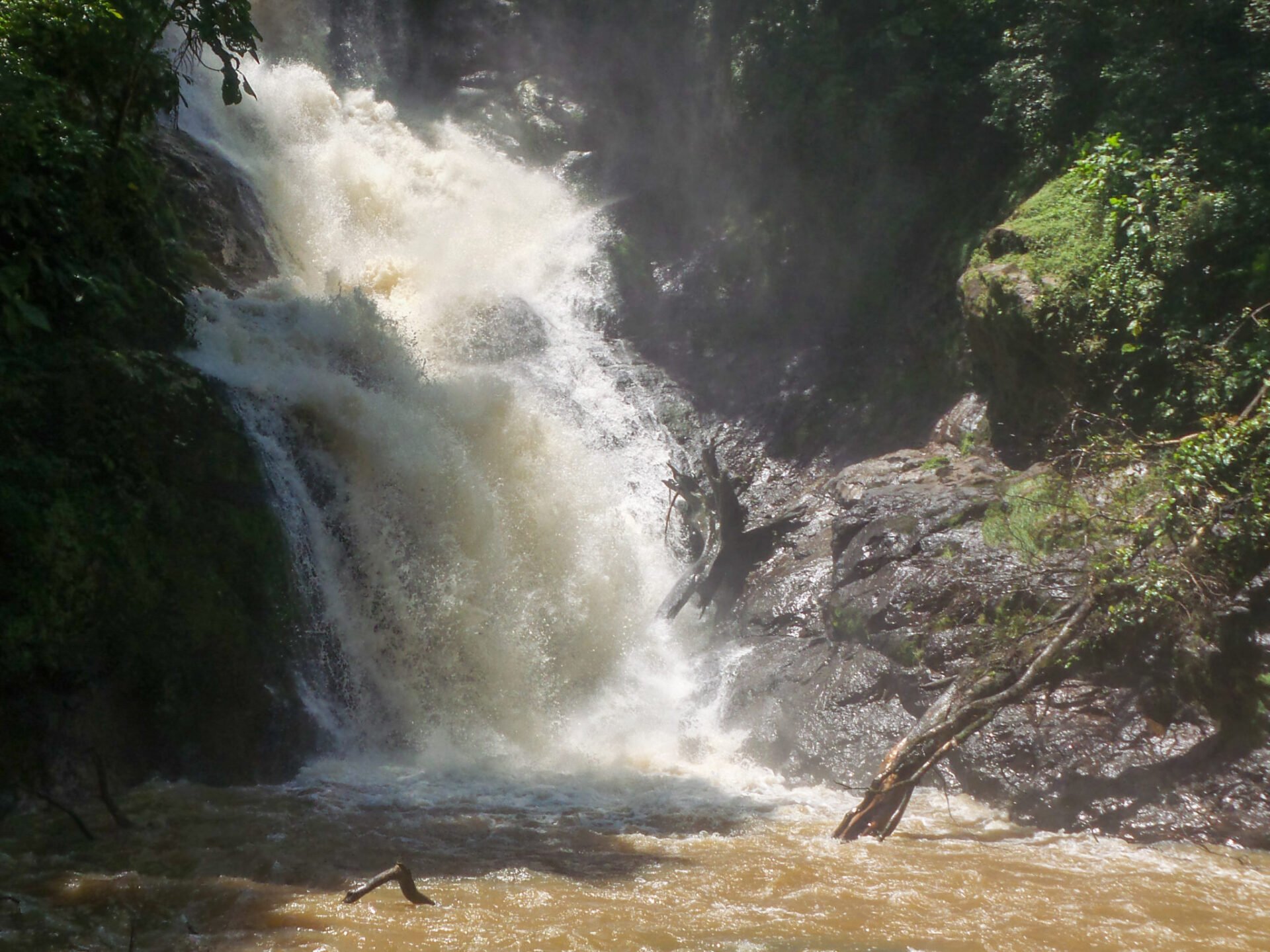Fenômeno natural impressiona e exige atenção redobrada dos visitantes