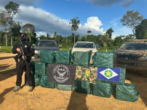 Forças policiais interceptam 500 kg de cocaína em Colniza