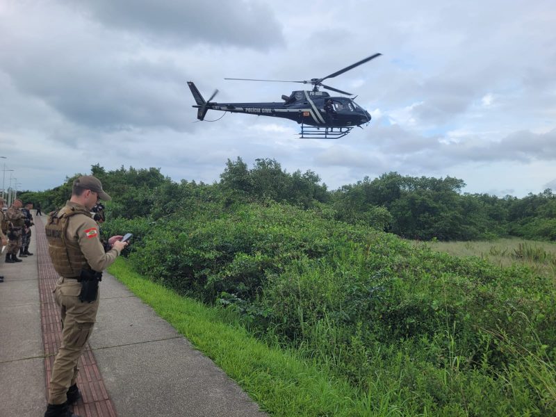 Detento foge de penitenciária em Florianópolis e se esconde em manguezal do Itacorubi; VEJA VÍDEO