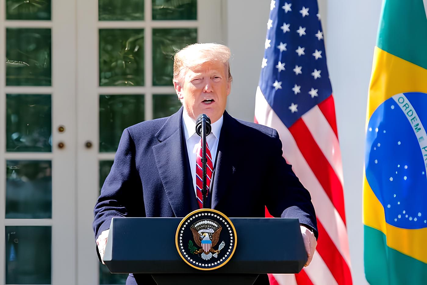 Trump garante que Venezuela aceitou receber cidadãos expulsos dos EUA