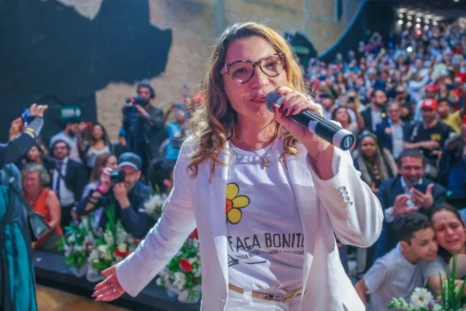 Janja defende fala sobre TikTok a Xi Jinping e expõe racha interno no governo Lula; Veja vídeo