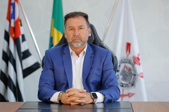 Gaviões da Fiel exige saída de Augusto Melo e expõe crise sem precedentes; veja nota
