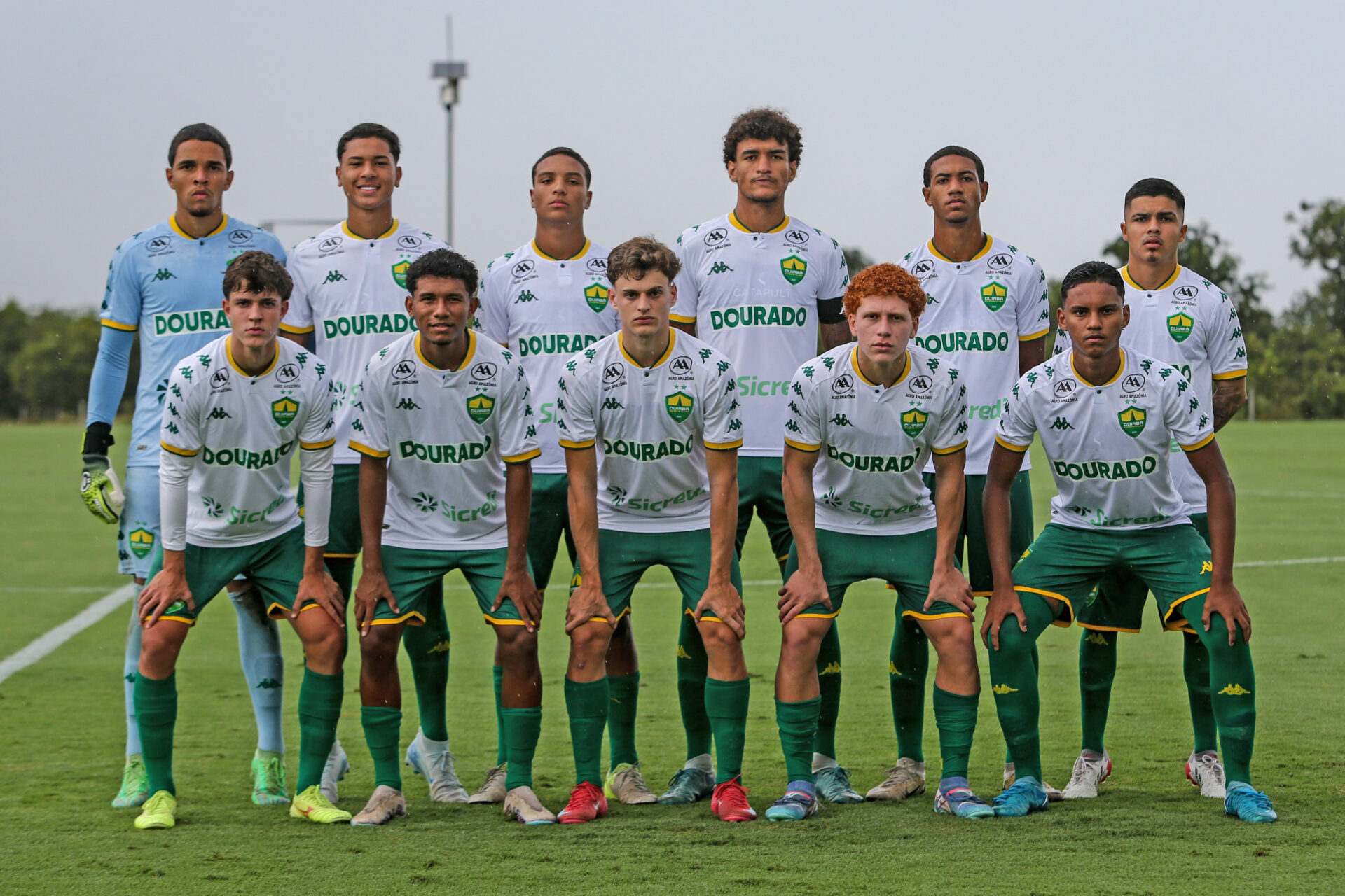 Dourado encara o Inter fora de casa em duelo decisivo no Brasileiro Sub-17