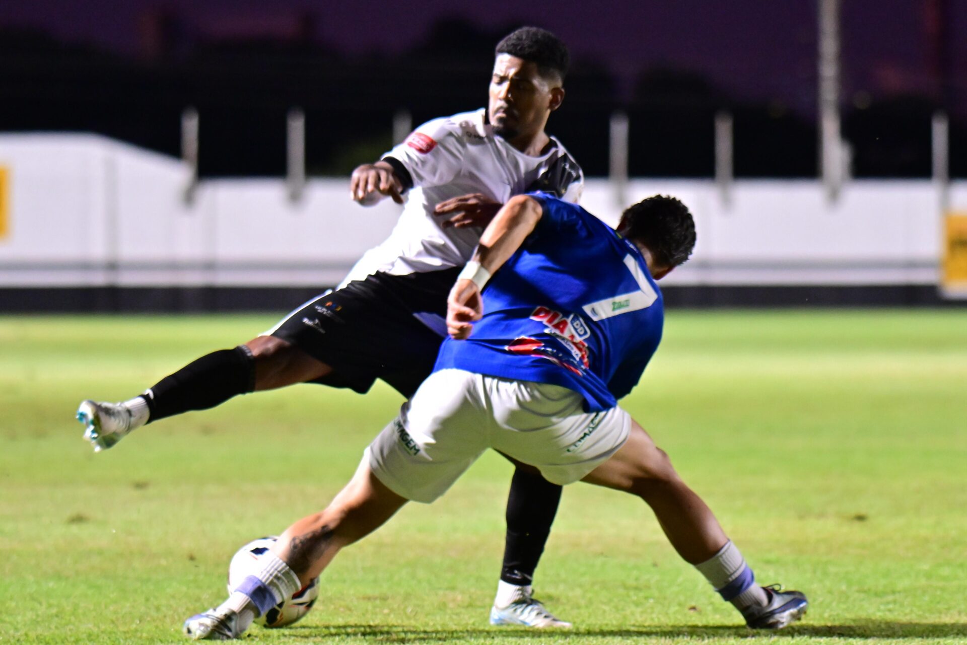 Mixto vira sobre o Goianésia e acende esperança na Série D; veja os gols