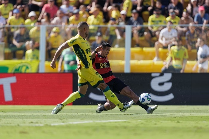 Mirassol vence mais uma e surpreende no Brasileirão: crise no Sport se agrava